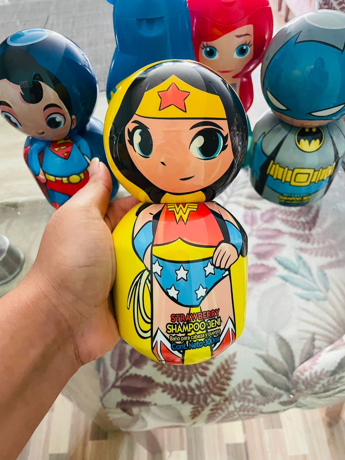 shampoo 3 en 1 para niños con diseño de los Avengers